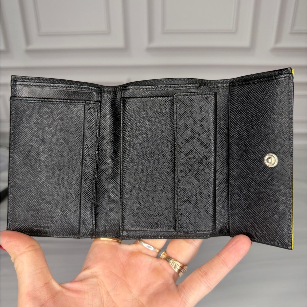 PRADA Green Nylon Compact Wallet Triangle Logo | Vintage Prada | Project - Picture 6 of 6